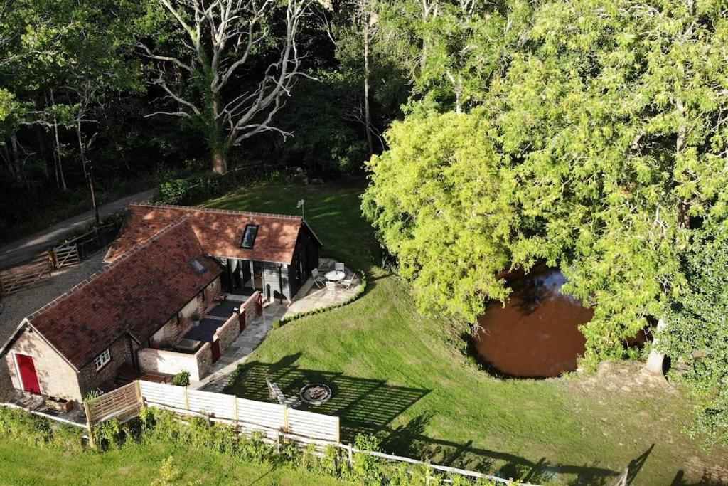 Вилла The Piggery Cowfold Экстерьер фото